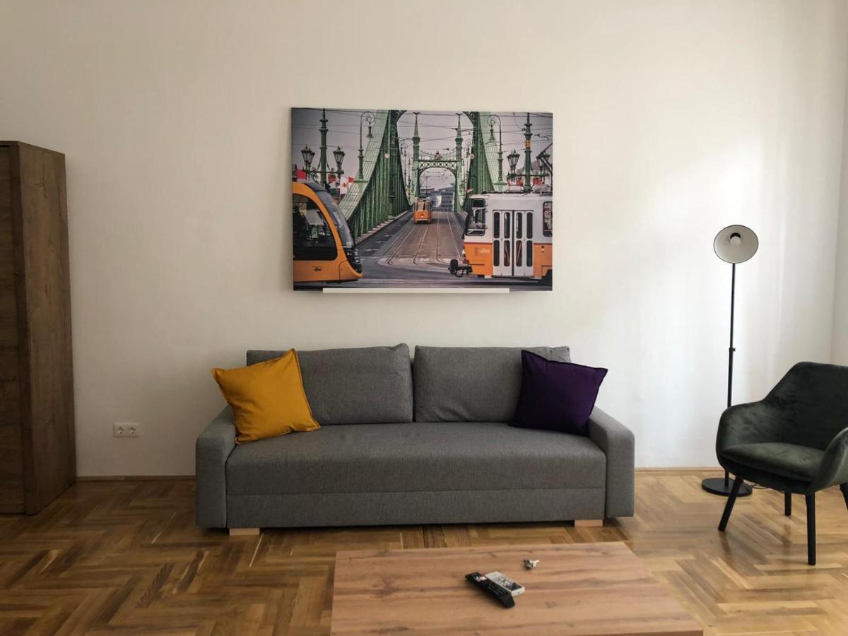 Ferienwohnung Luxury New Cozy Flat At Dob Street Nearby Gozsdu Court Budapest Exterior foto